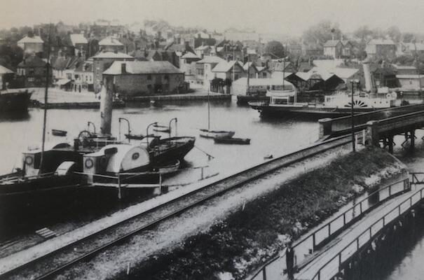 Marconi and his experiments on board the Lymington ferries