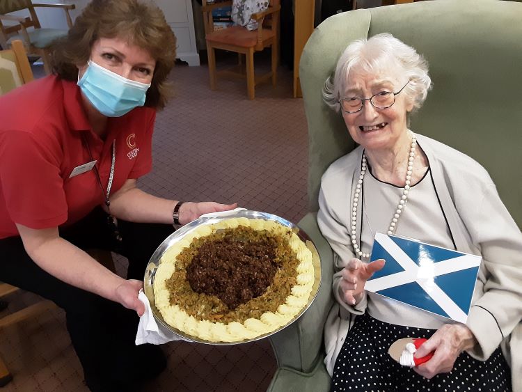 Colten Care home residents remember Robbie and Elvis 