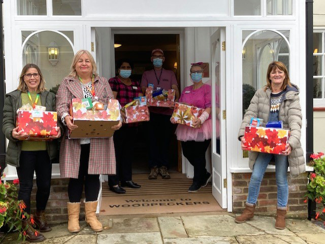 Lyndhurst Food Bank volunteers