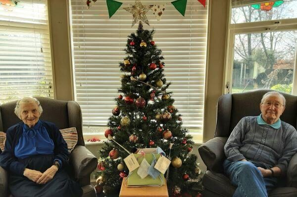 Gifts of love from New Forest church to care home 