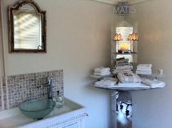 treatment room BEST 180.jpg - 26.72 KB