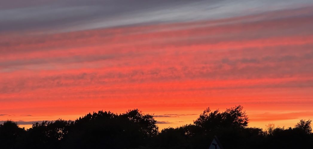 Spectacular sunset Monday 17 June 2024 Summer Solstice Hatchet Pond