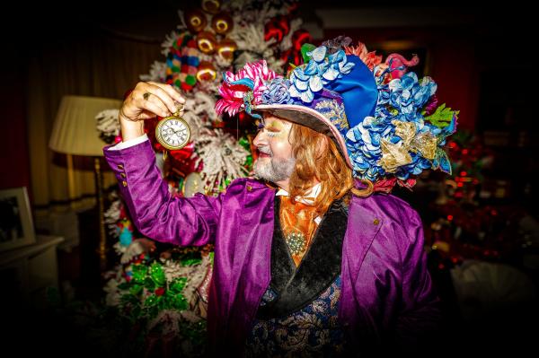 Alice's Christmas Wonderland